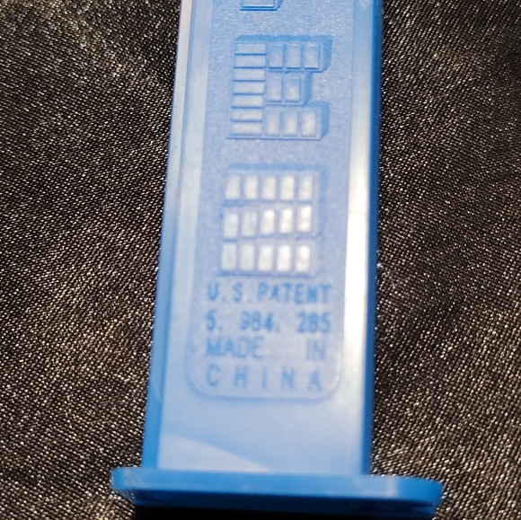 Captain America Pez Dispenser~Marvel~Blue Base~2011~Comics - Picture 3 of 6